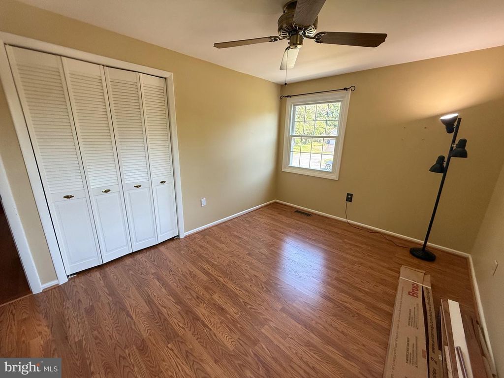 Image 15 of property listing at 4007 BREWSTER LN, Waldorf, MD 20601