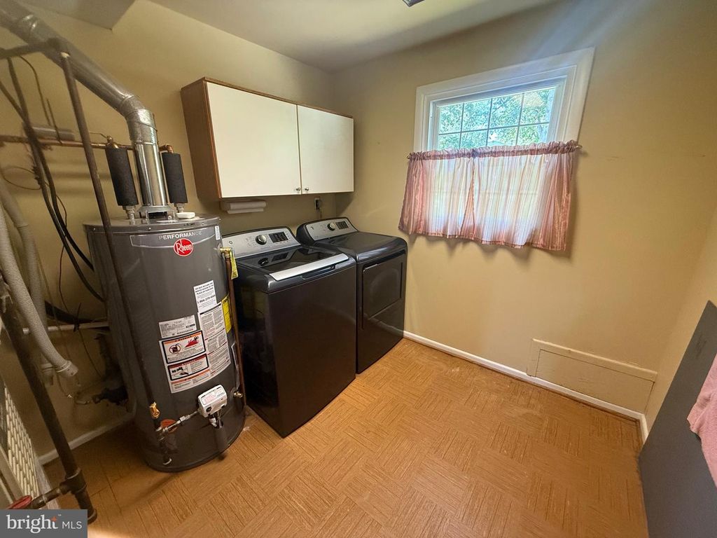 Image 24 of property listing at 4007 BREWSTER LN, Waldorf, MD 20601