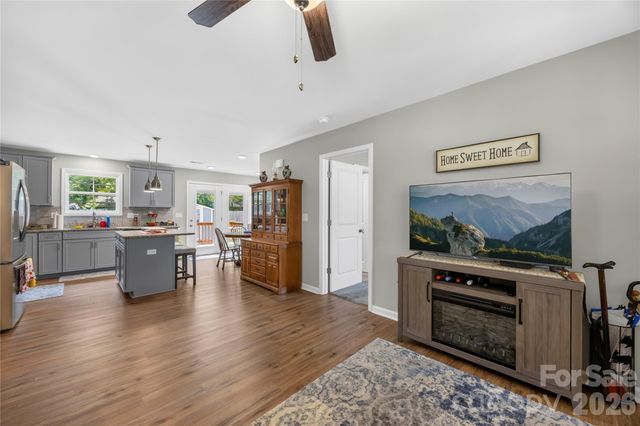 210 E 6th Street, Cherryville, NC 28021