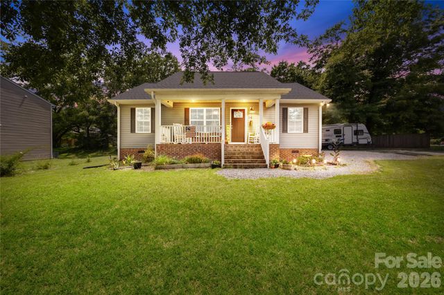 210 E 6th Street, Cherryville, NC 28021