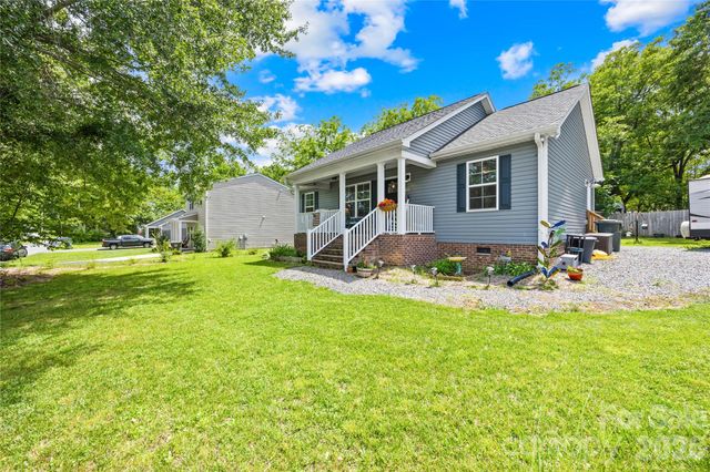 210 E 6th Street, Cherryville, NC 28021