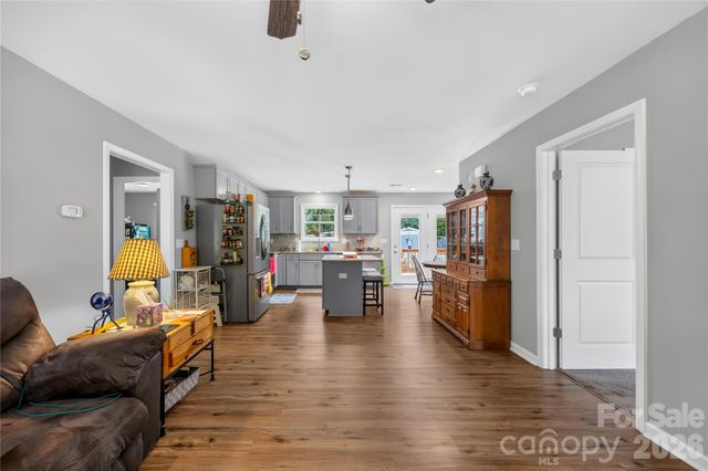 210 E 6th Street, Cherryville, NC 28021