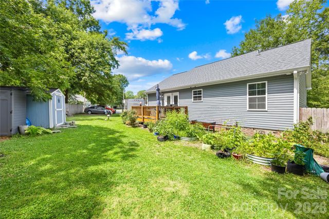210 E 6th Street, Cherryville, NC 28021