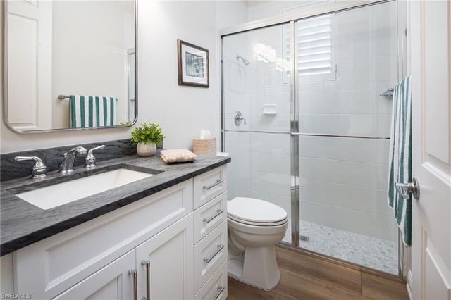 3105 Terramar DR, Naples, FL 34119