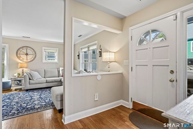 4 Seabreeze Avenue B, Milford, CT 06460