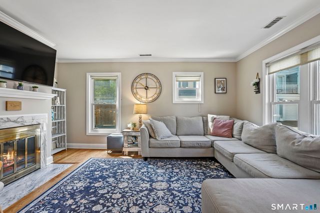4 Seabreeze Avenue B, Milford, CT 06460
