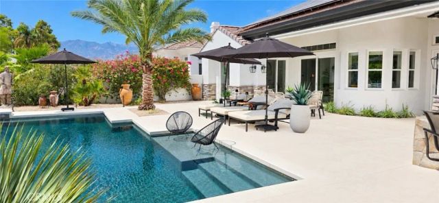 18 Via Las Flores, Rancho Mirage, CA 92270