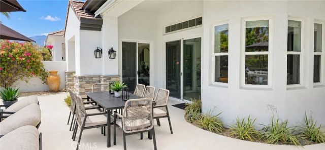 18 Via Las Flores, Rancho Mirage, CA 92270