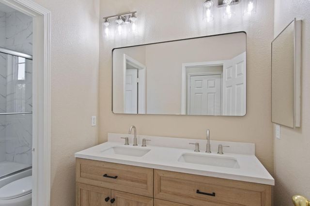 2921 Compton Pl, Tracy, CA 95377