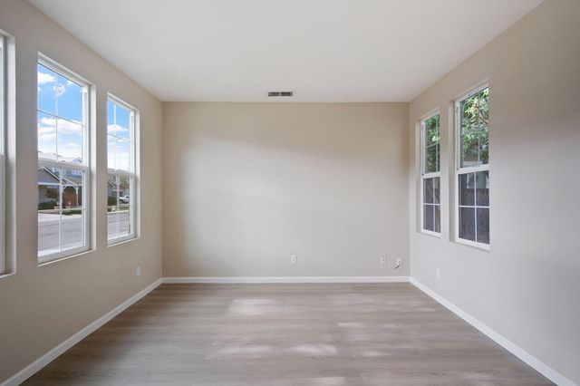 2921 Compton Pl, Tracy, CA 95377