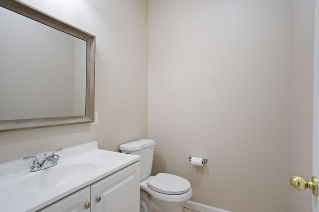 2921 Compton Pl, Tracy, CA 95377