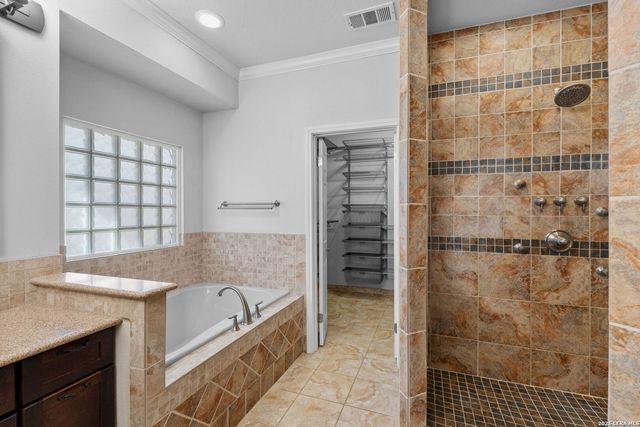 16422 Pemcanyon, San Antonio, TX 78240