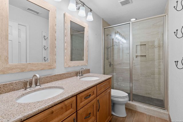 16422 Pemcanyon, San Antonio, TX 78240