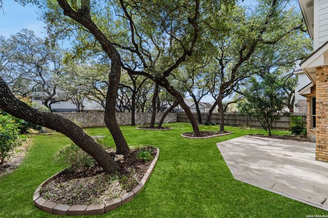 16422 Pemcanyon, San Antonio, TX 78240