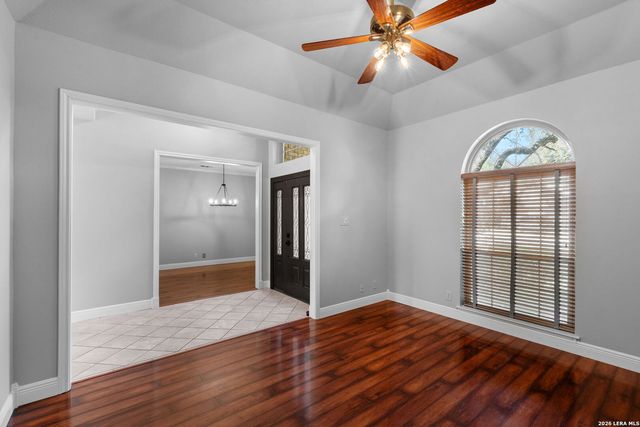 16422 Pemcanyon, San Antonio, TX 78240