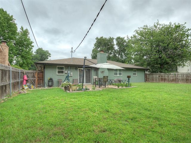 1214 Westbrooke Terrace, Norman, OK 73072