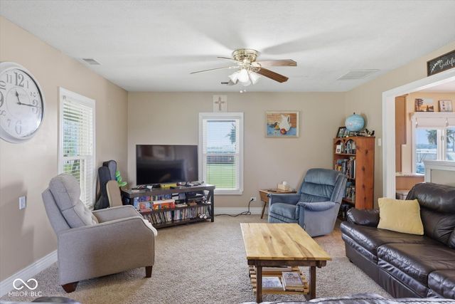 426 S 600 W, Shelbyville, IN 46176