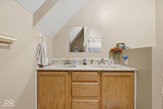426 S 600 W, Shelbyville, IN 46176