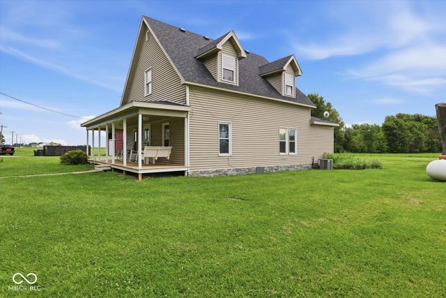 426 S 600 W, Shelbyville, IN 46176