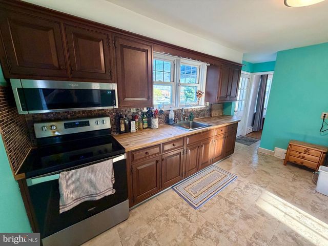 757 STARR ST, Phoenixville, PA 19460