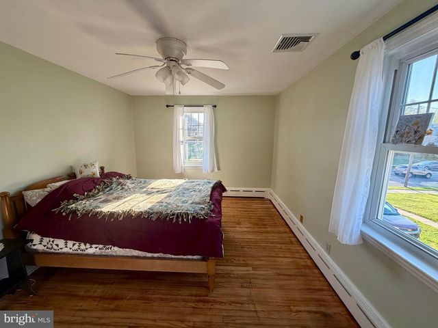 757 STARR ST, Phoenixville, PA 19460