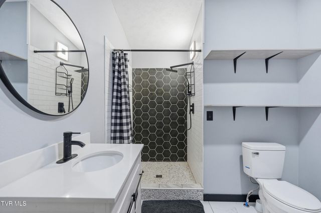 388 Pattonsville Road, Duffield, VA 24244