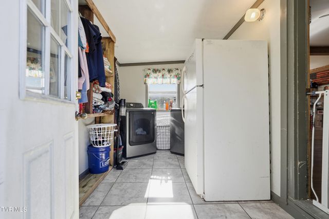 388 Pattonsville Road, Duffield, VA 24244