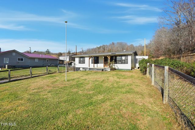 388 Pattonsville Road, Duffield, VA 24244