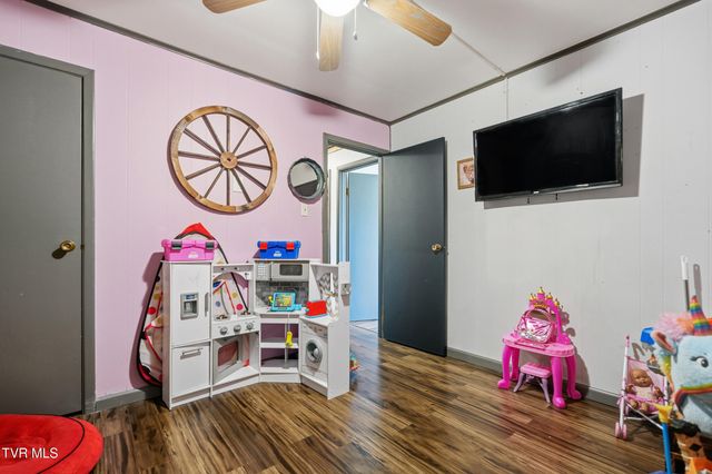 388 Pattonsville Road, Duffield, VA 24244