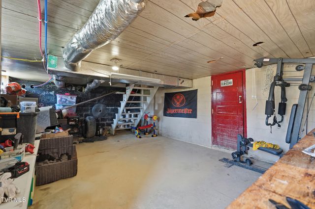 388 Pattonsville Road, Duffield, VA 24244