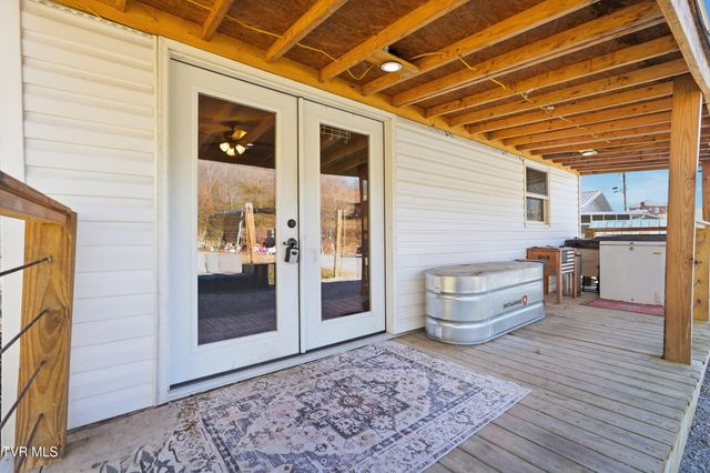 388 Pattonsville Road, Duffield, VA 24244