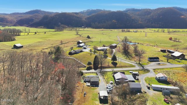 388 Pattonsville Road, Duffield, VA 24244