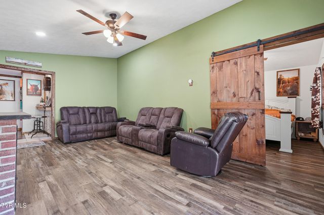 388 Pattonsville Road, Duffield, VA 24244