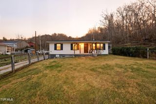388 Pattonsville Road, Duffield, VA 24244