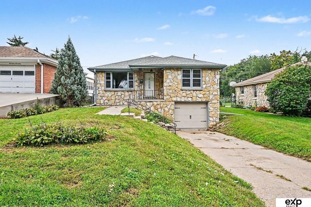1713 N 70 Avenue, Omaha, NE 68104