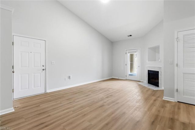 412 Egret Lndg Apt 303, Virginia Beach, VA 23454