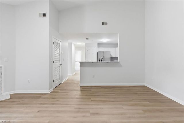 412 Egret Lndg Apt 303, Virginia Beach, VA 23454