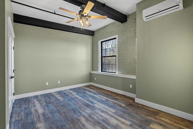5 Batchelder Ct Apt 301, Haverhill, MA 01832