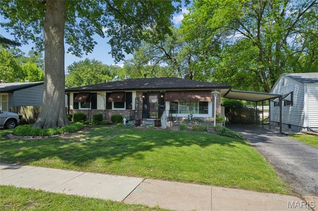 705 S Lafayette Street, Florissant, MO 63031