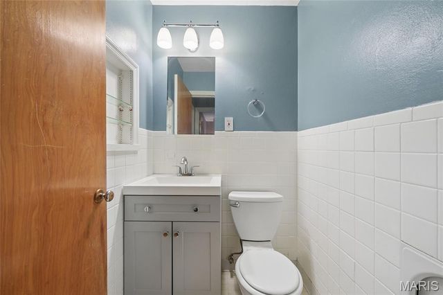 705 S Lafayette Street, Florissant, MO 63031