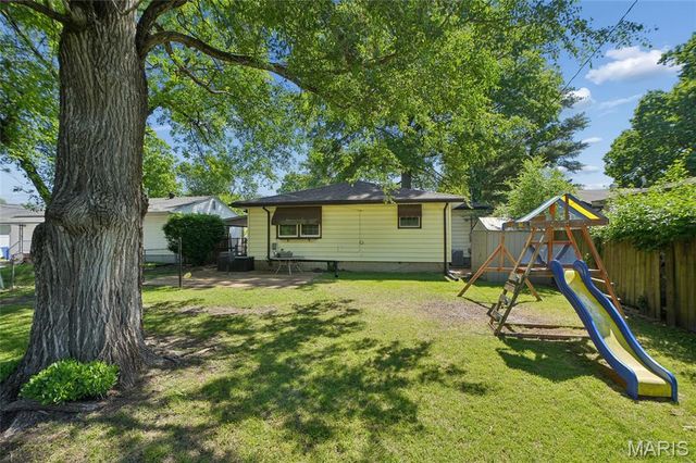 705 S Lafayette Street, Florissant, MO 63031
