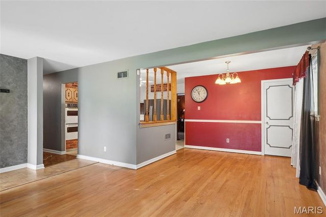 705 S Lafayette Street, Florissant, MO 63031