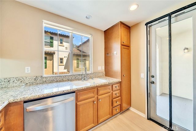 46 Perennial, Irvine, CA 92603