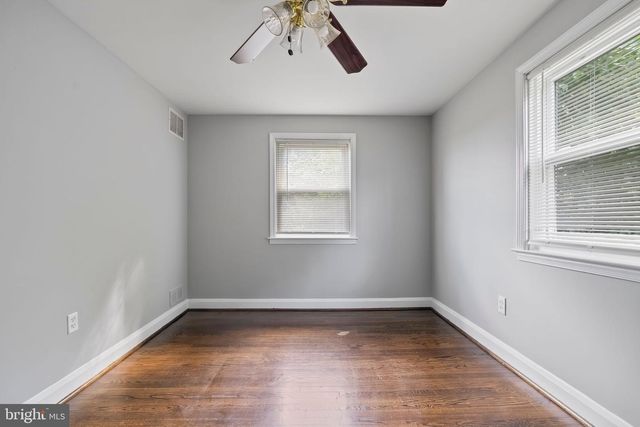 2802 TOPAZ RD, Parkville, MD 21234
