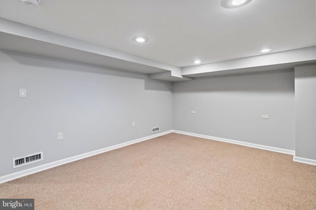 2802 TOPAZ RD, Parkville, MD 21234