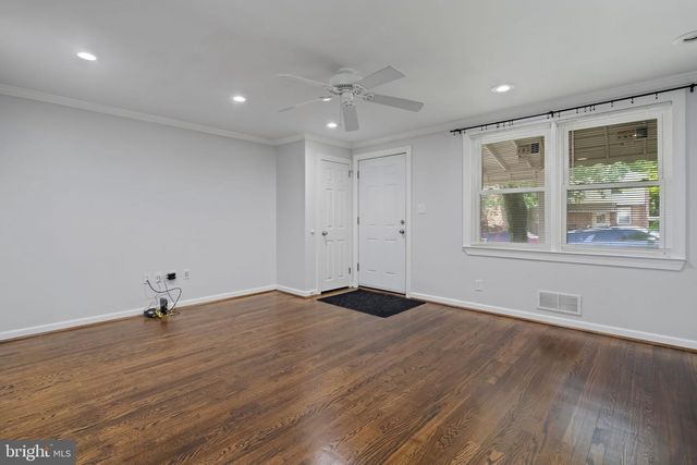 2802 TOPAZ RD, Parkville, MD 21234