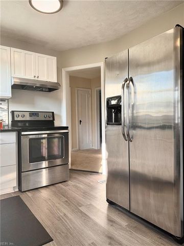 2204 Willow Wood DR, Norfolk, VA 23509