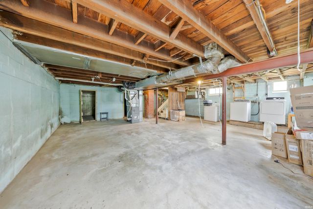 3001 Lynch Road, Evansville, IN 47711