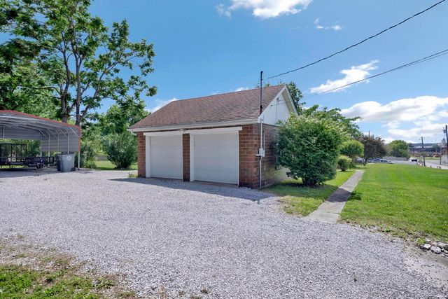 3001 Lynch Road, Evansville, IN 47711