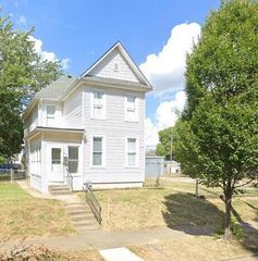 58 E Barthman Avenue, Columbus, OH 43207